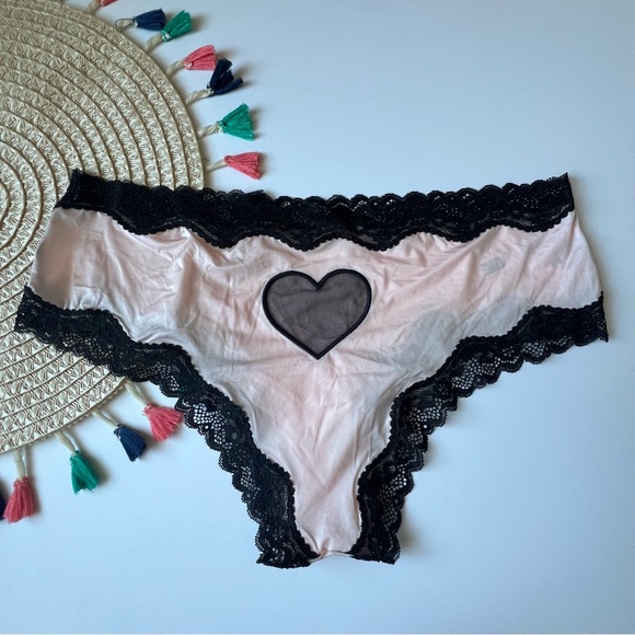 Victoria's Secret Fun & Flirty Lace Trim Cheeky Panty XL Purest Pink NEW - Picture 1 of 7